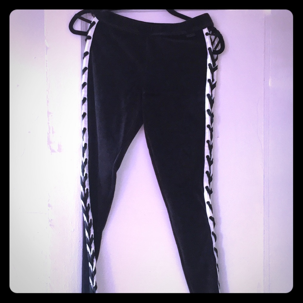 FENTY BY RIHANNA VELOUR LACED LEGGINGS
